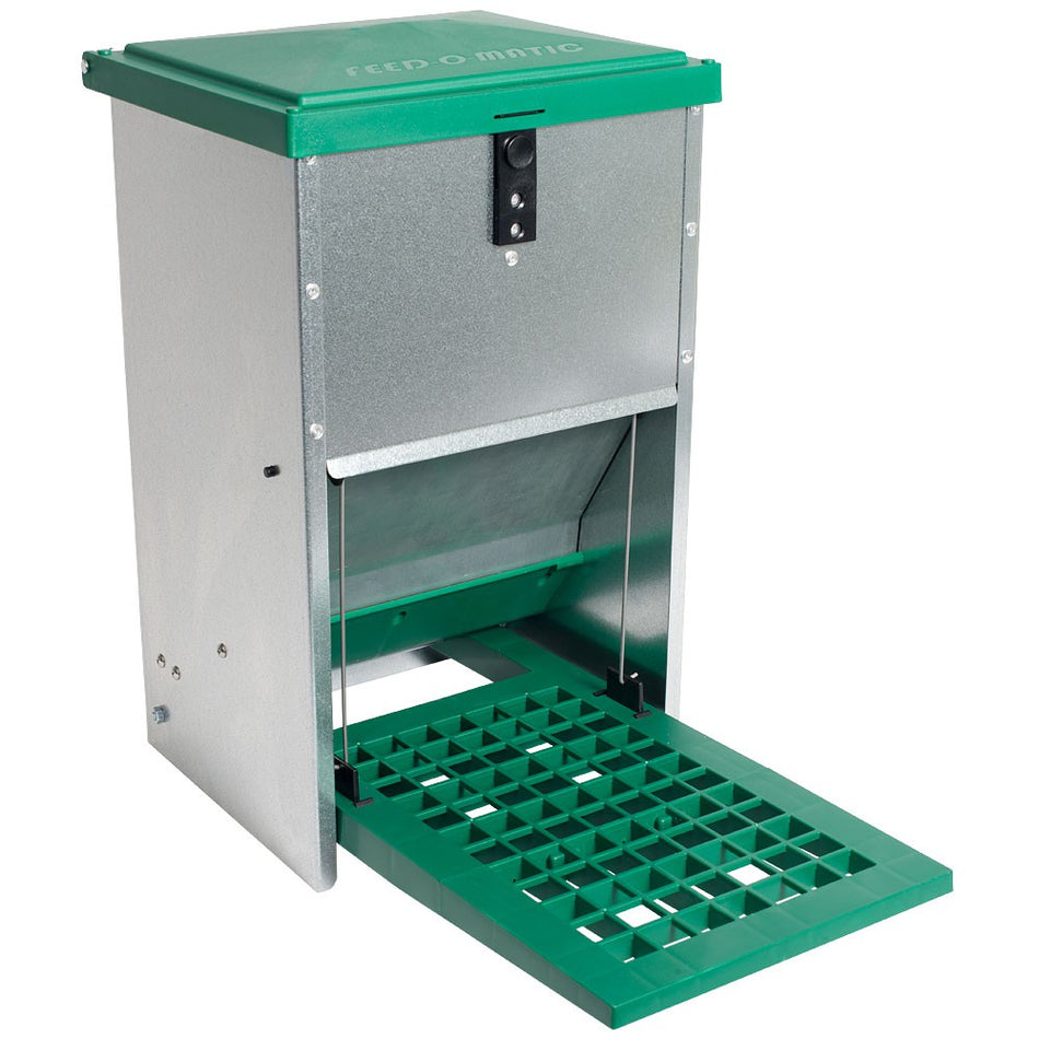 FEEDOMATIC TREADLE FEEDER 8KG